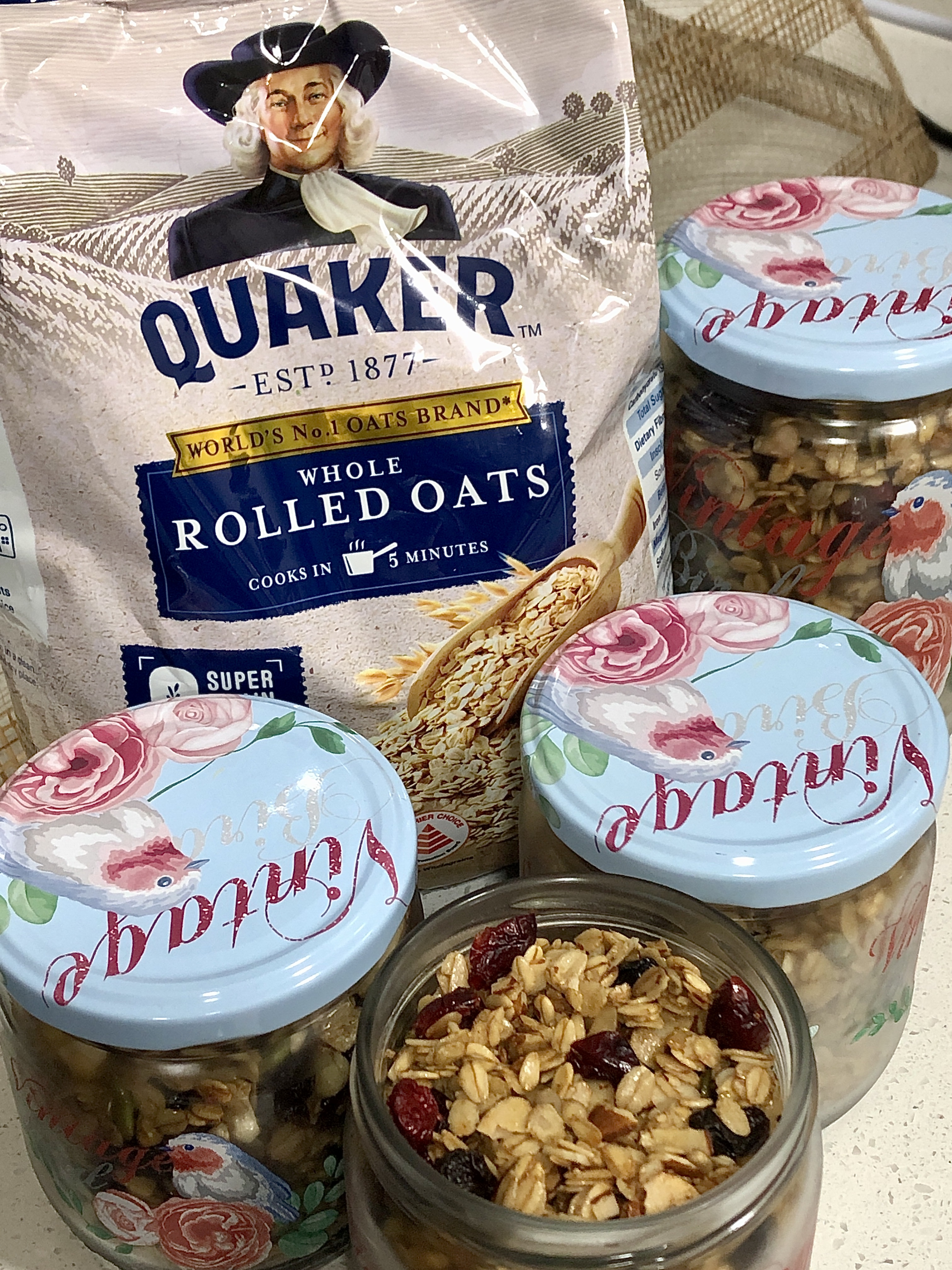Quaker Healthy Easy Granola
